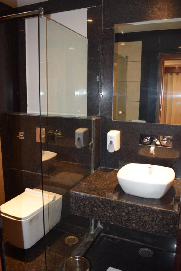 Hotel Ambica Katra Katra  Luaran gambar