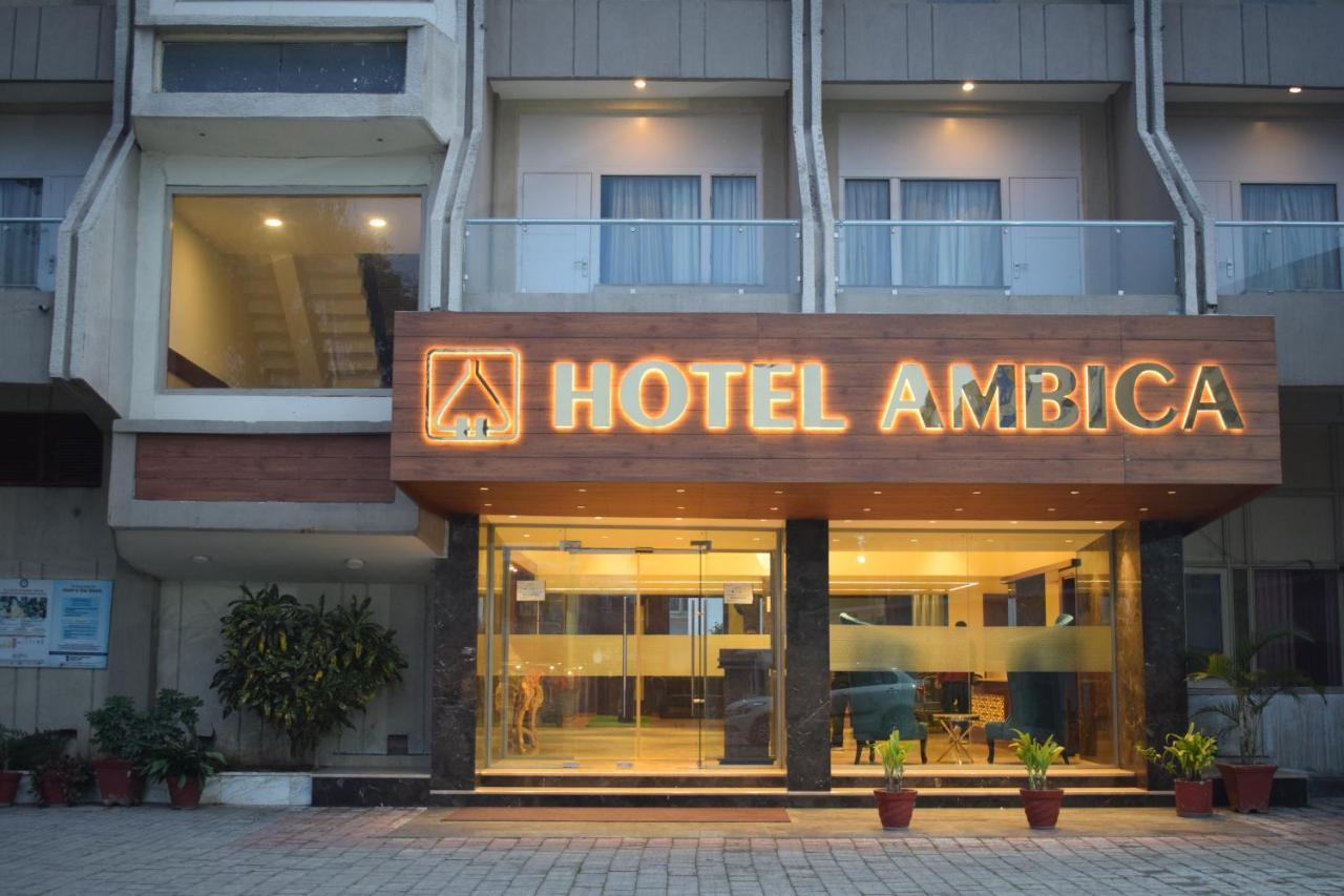 Hotel Ambica Katra Katra  Luaran gambar