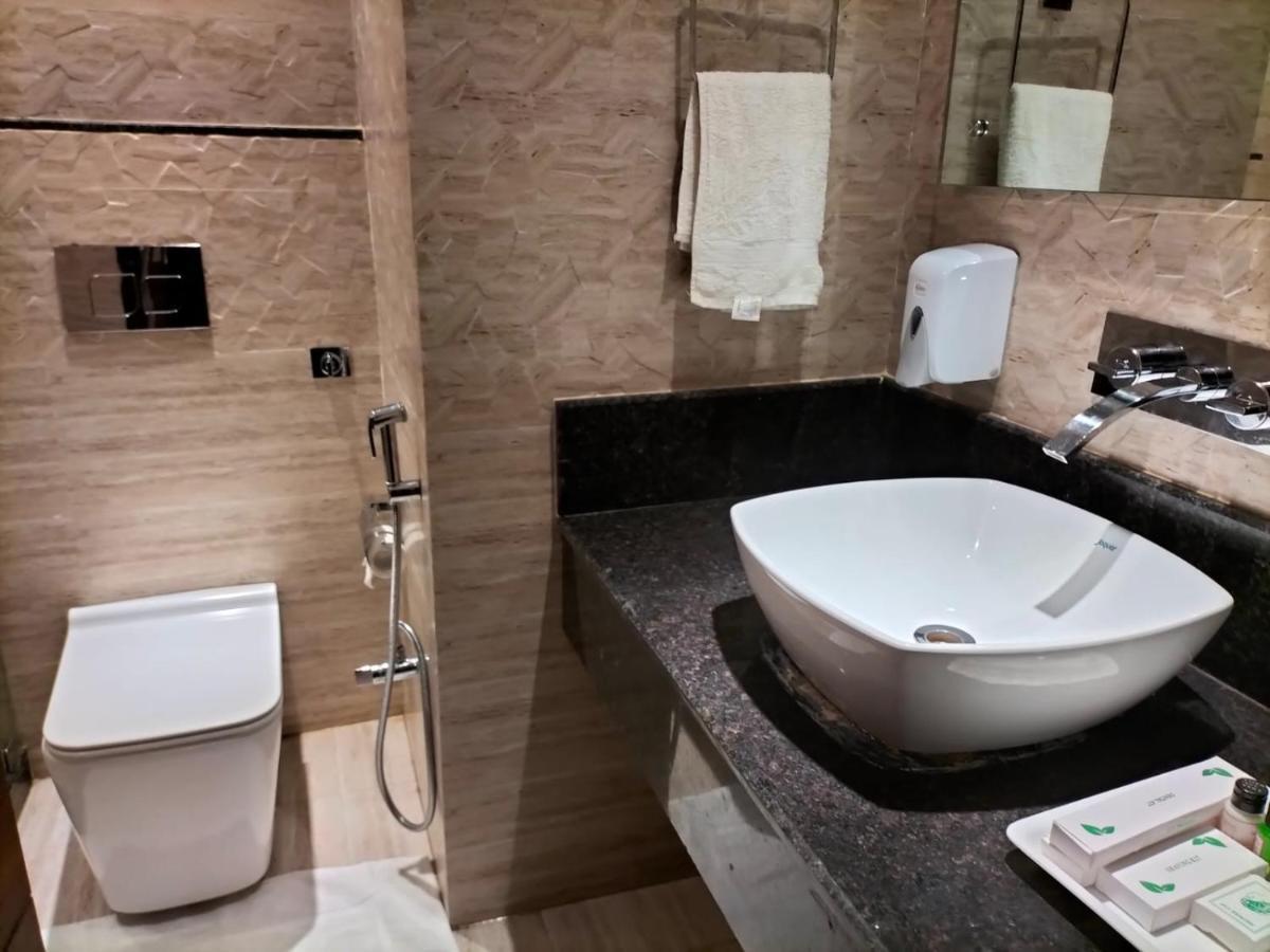 Hotel Ambica Katra Katra  Luaran gambar