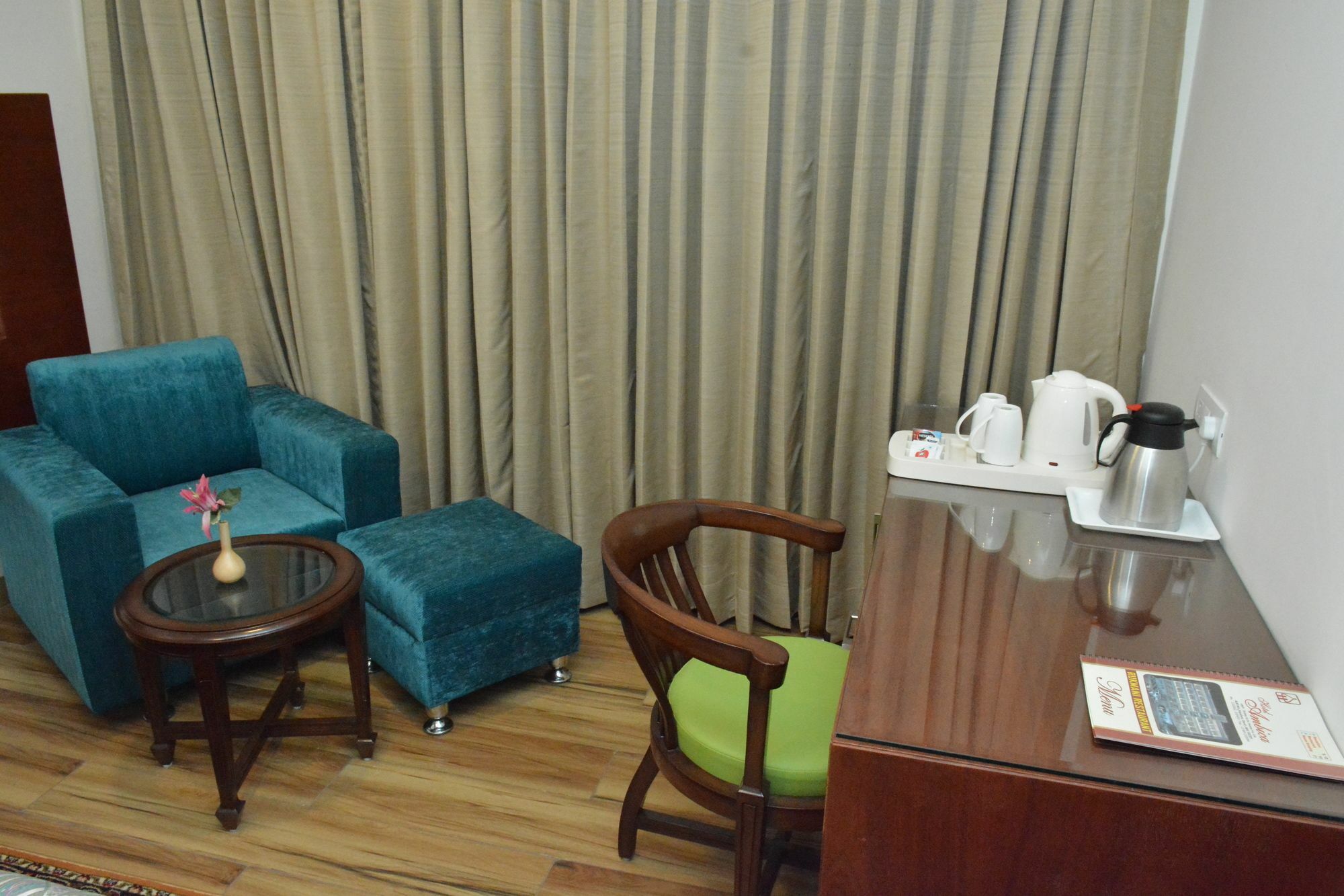 Hotel Ambica Katra Katra  Luaran gambar