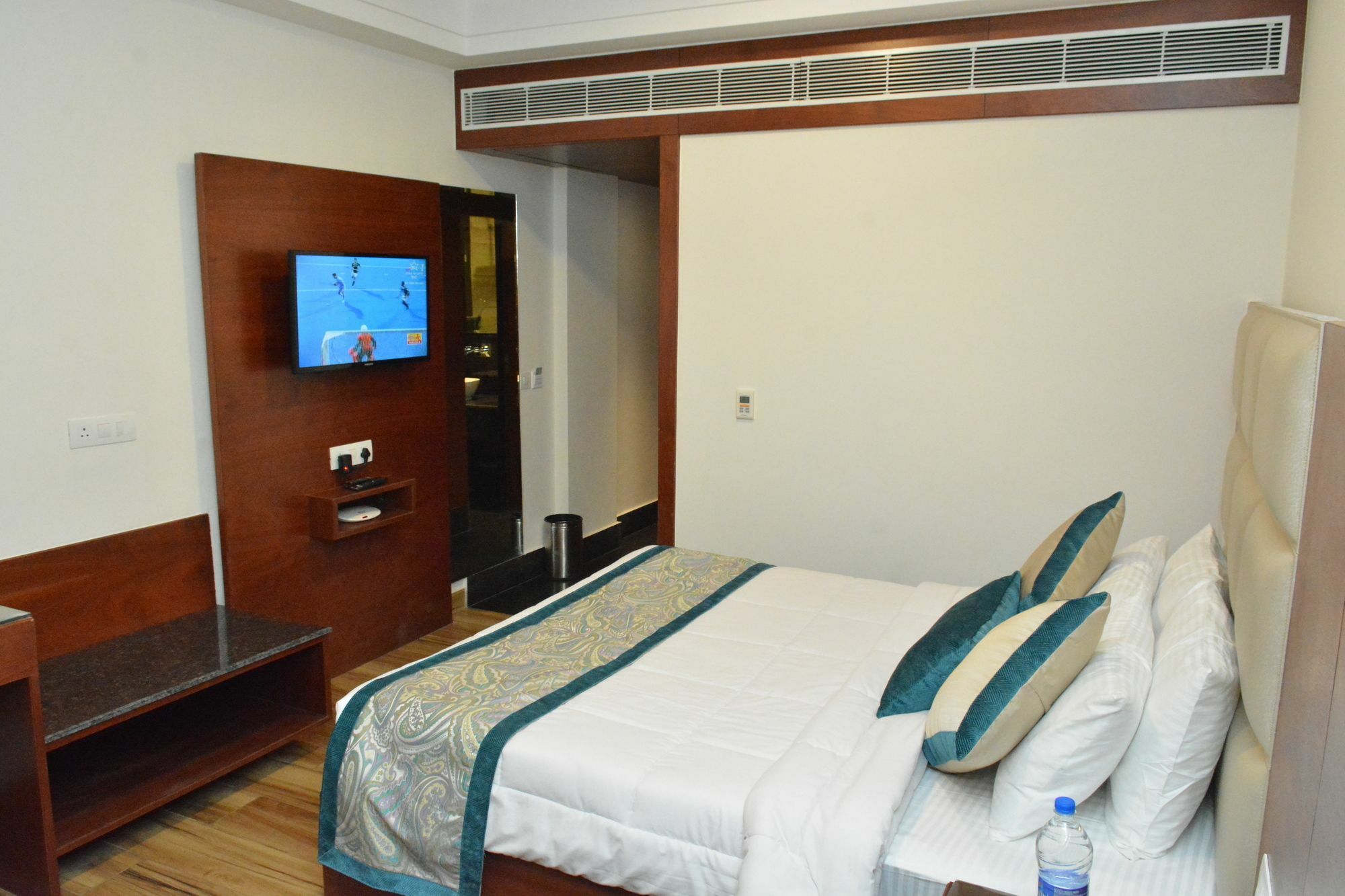 Hotel Ambica Katra Katra  Luaran gambar